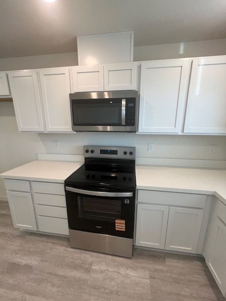 8072 Whippersnapper Way - Photo 6 of 23