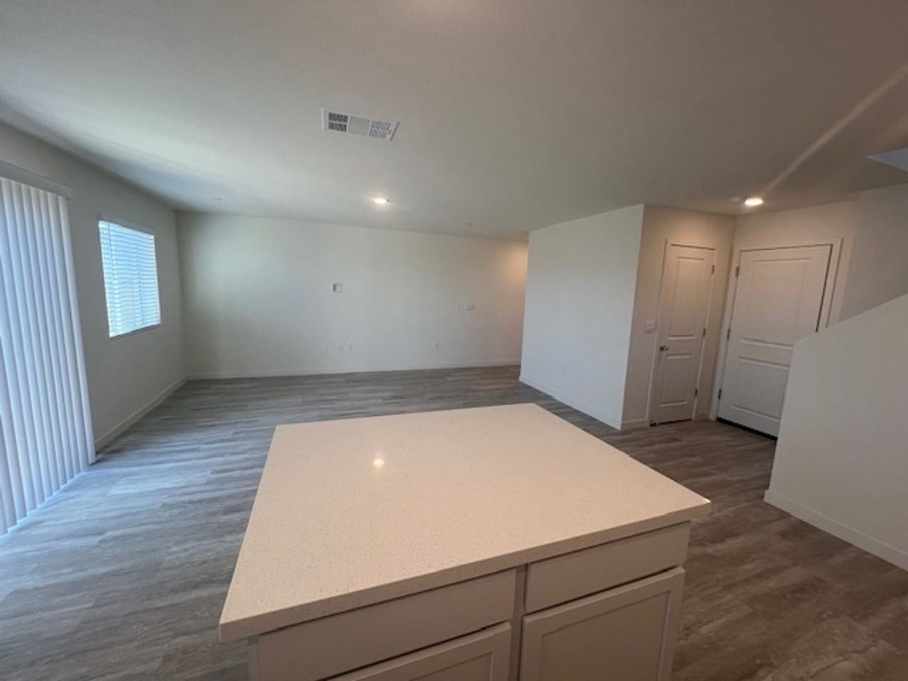 8072 Whippersnapper Way - Photo 7 of 23