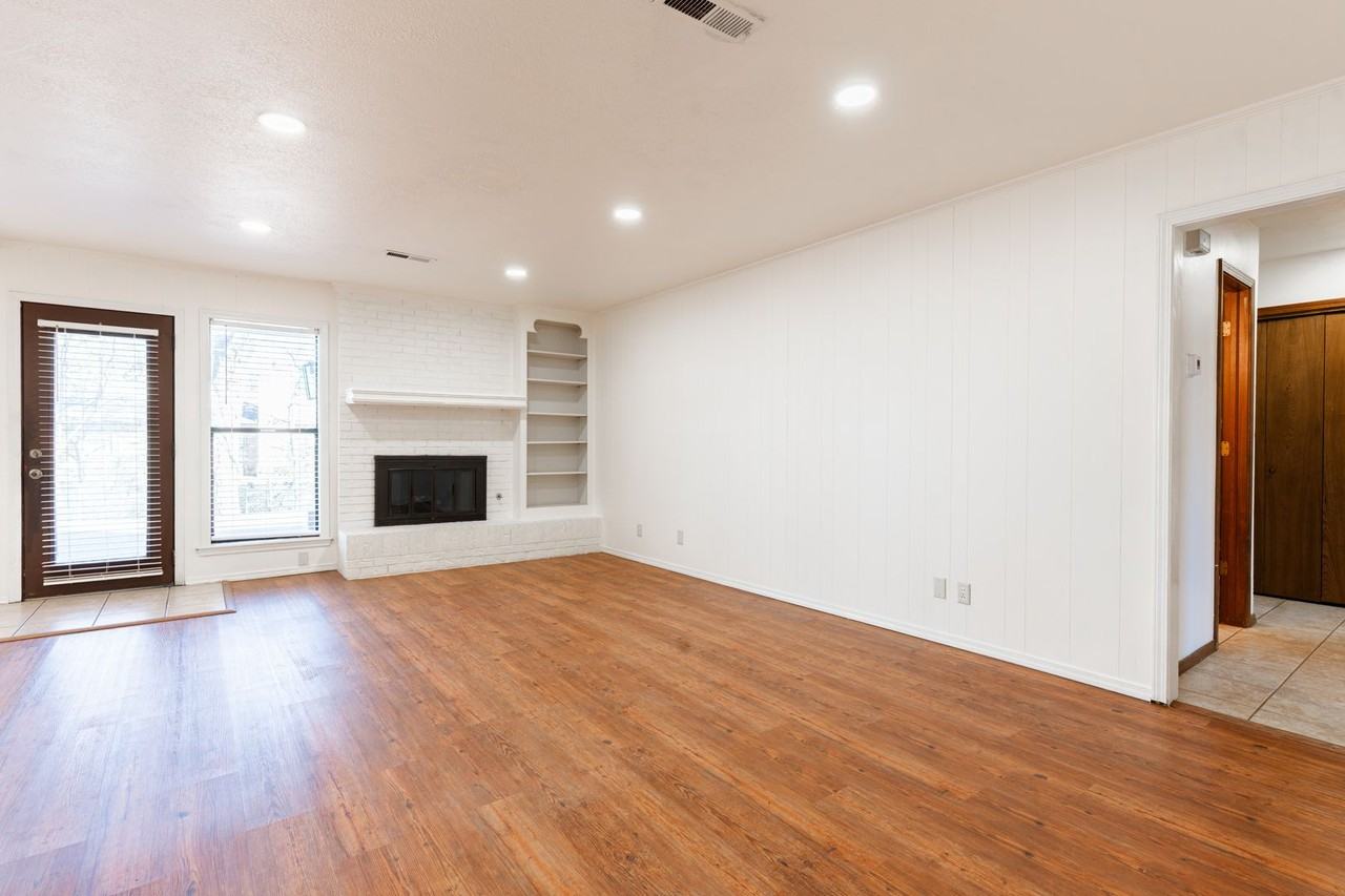 5013 S Lions Ave - Photo 5 of 25