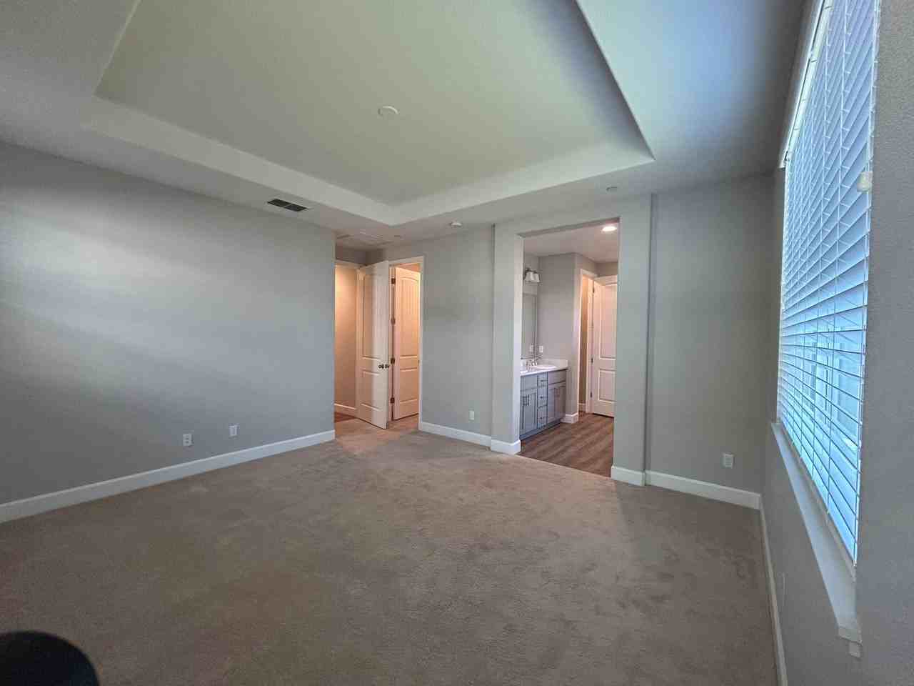 3445 Chamberlain Run - Photo 4 of 20