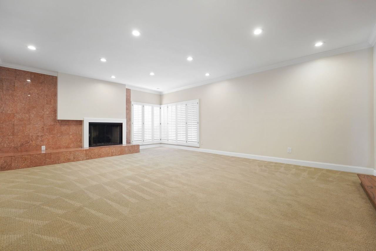 4626 Monarca Dr - Photo 4 of 25