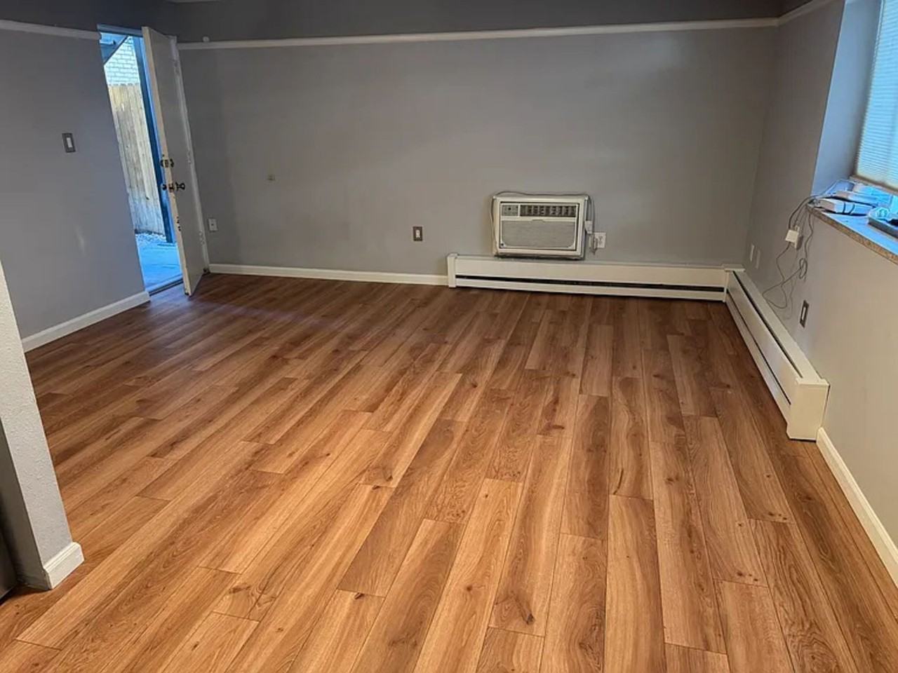 1419 Detroit St - Photo 4 of 15