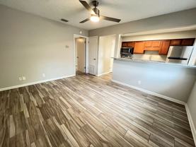 5404 101st St #4 - Photo 1 of 1