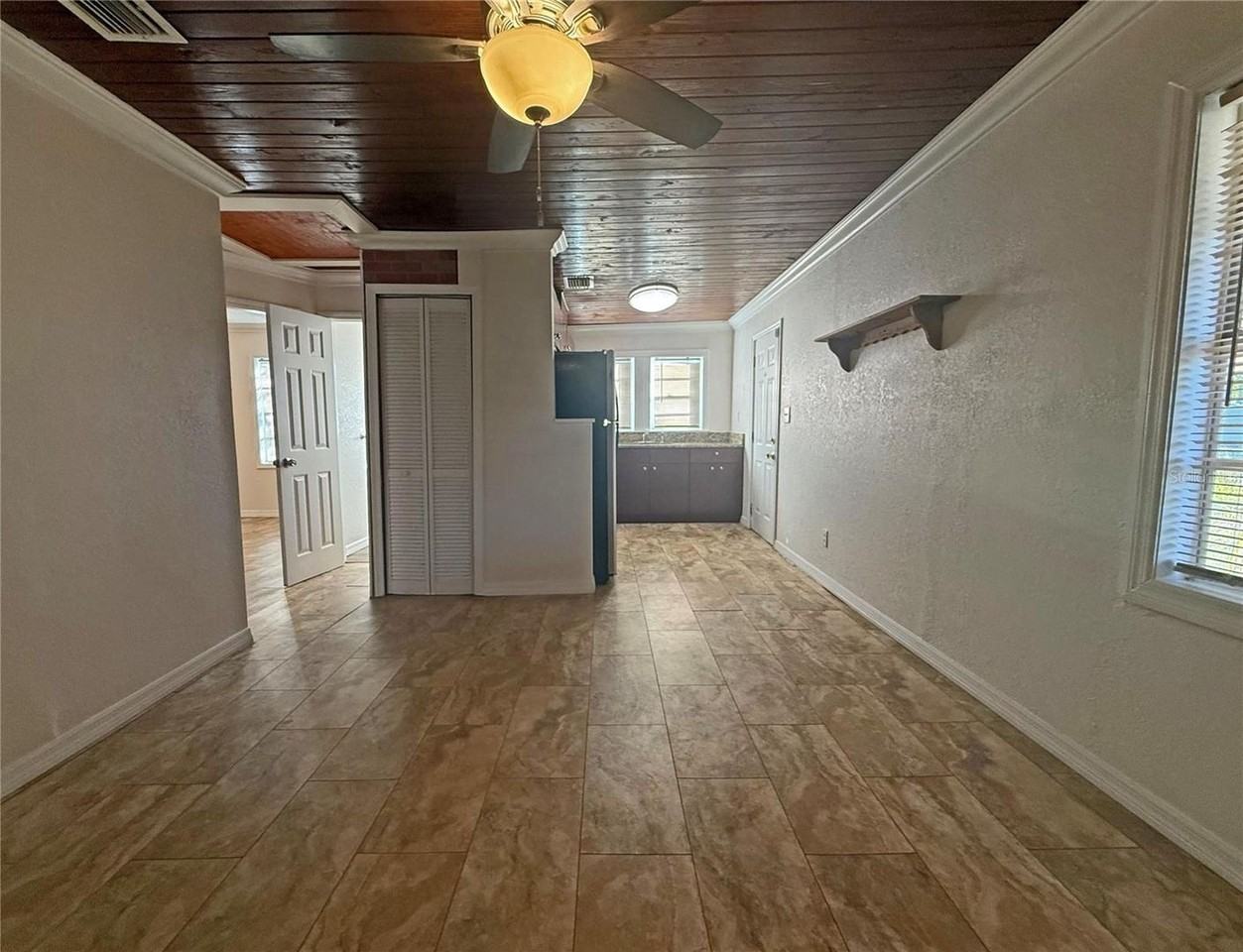 3215 E Louisiana Ave - Photo 6 of 14