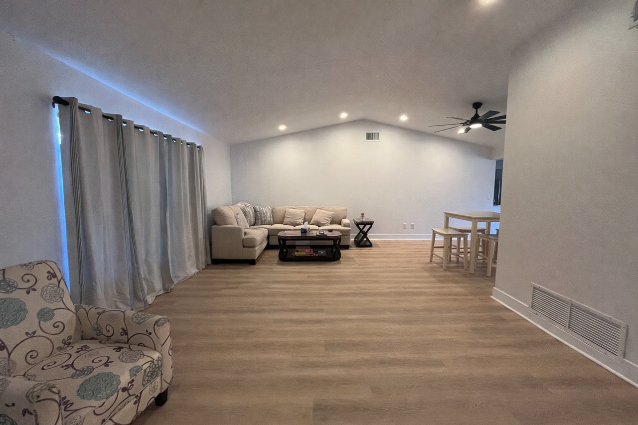 10 Flametree Ct - Photo 3 of 29