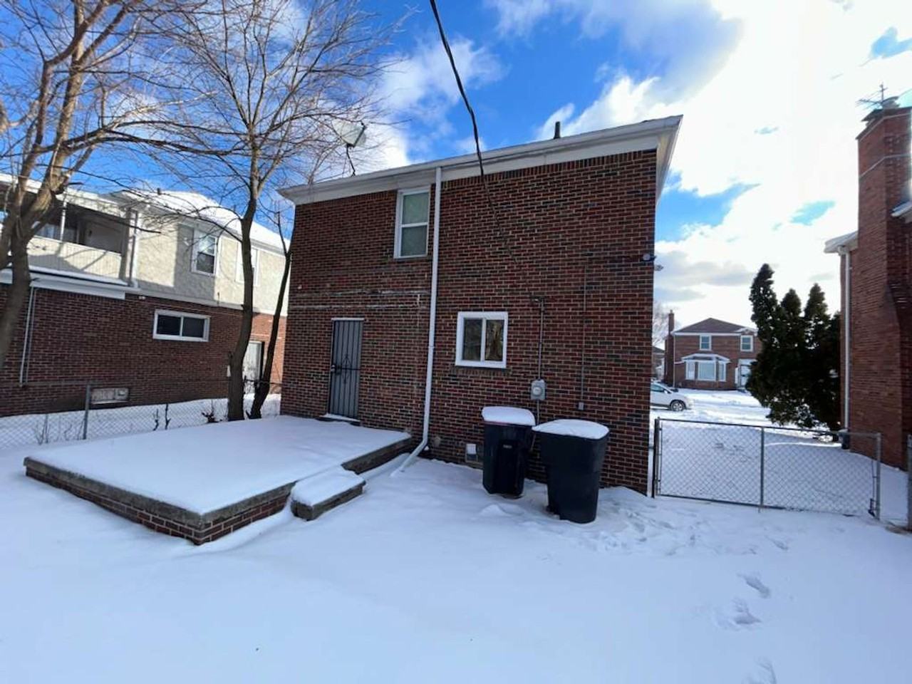 16511 Griggs St - Photo 3 of 21