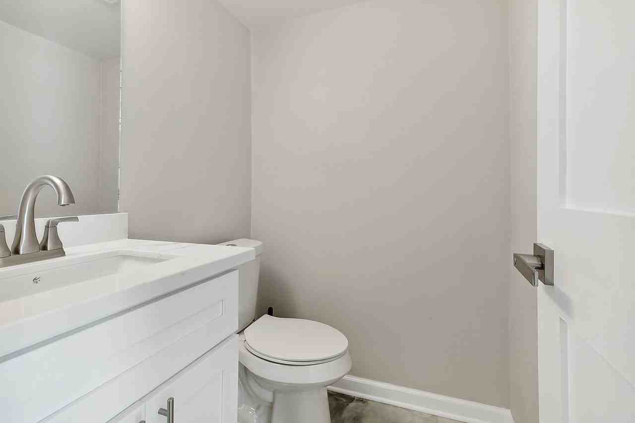 412 Sugar Pine St Apt A - Photo 6 of 13