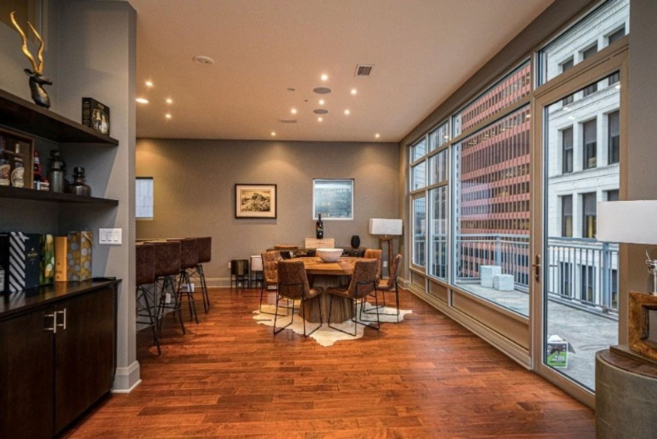 301 5th Ave - Photo 4 of 41