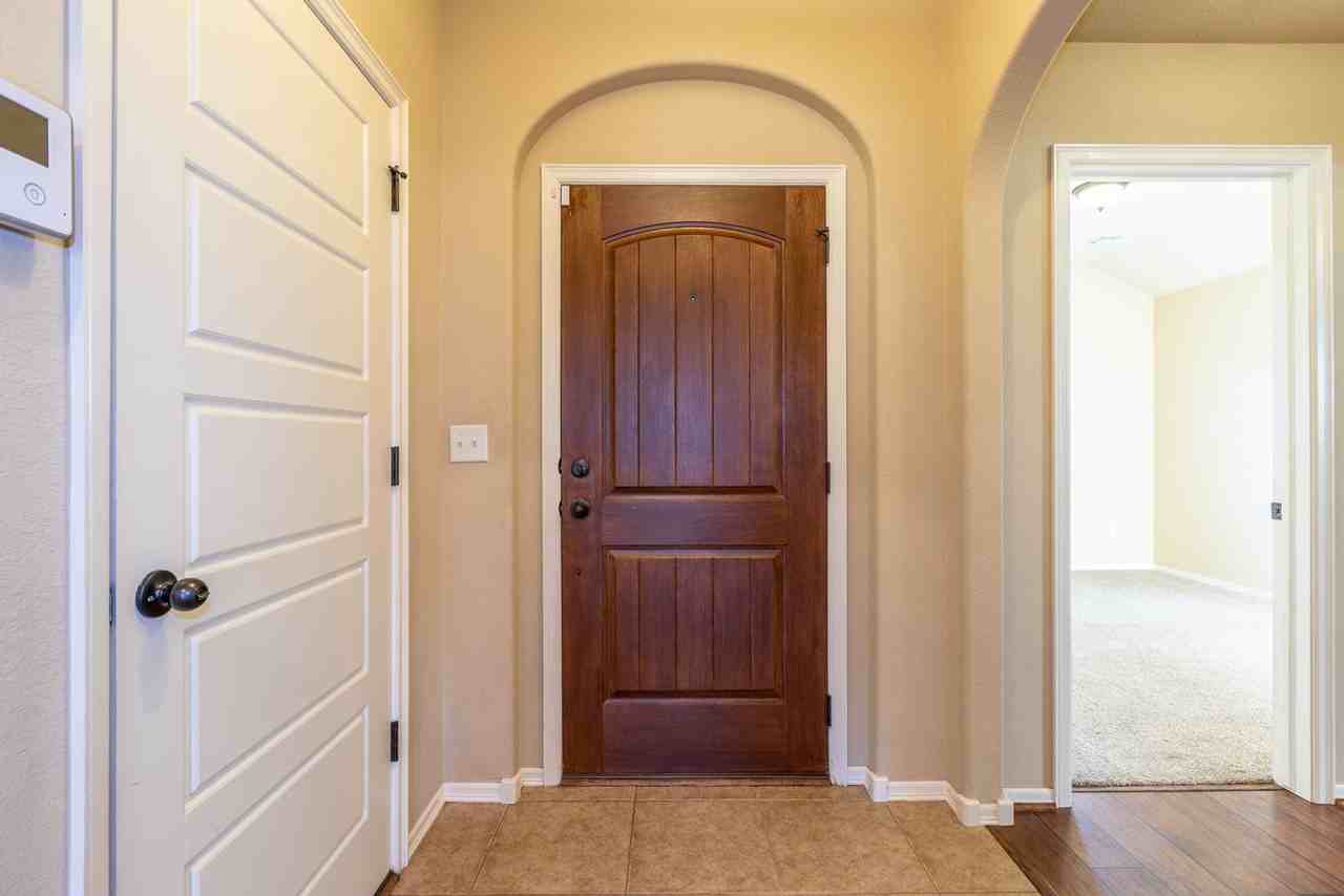 10905 N 117th East Ave - Photo 6 of 28