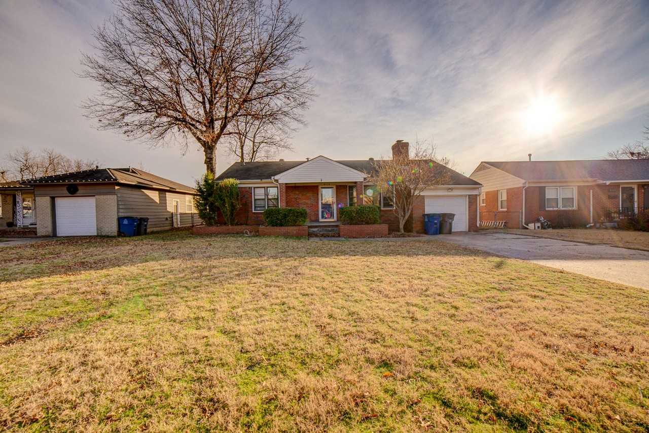 4116 E 27th St - Photo 2 of 40