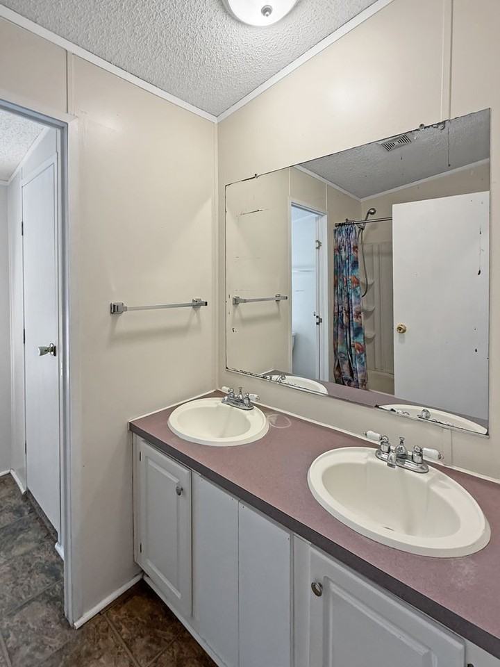 3865 3865 Ranch Rd. 165-B #B - Photo 3 of 29