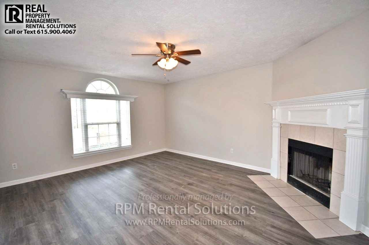 1508 Middleborough Ct - Photo 4 of 16