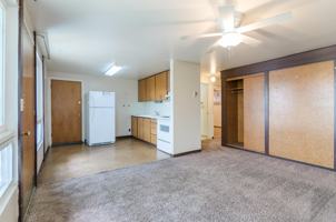 featured image of 20 Hillside Cir #4