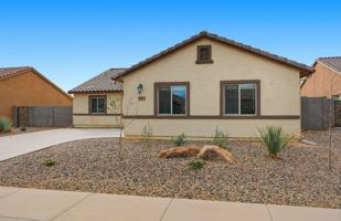 featured image of 565 W Black Hawk Pl