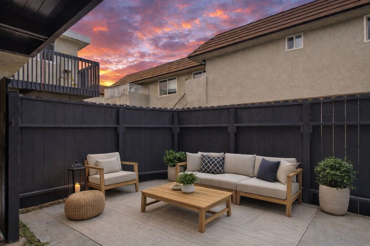 16951 Hoskins Lane - Photo 5 of 20