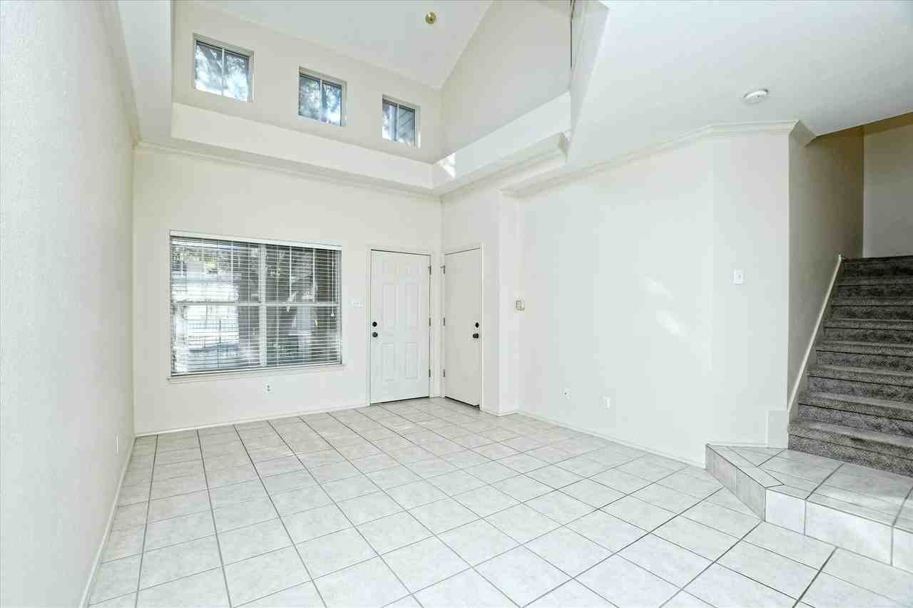 4400 Switch Willo - Photo 5 of 30