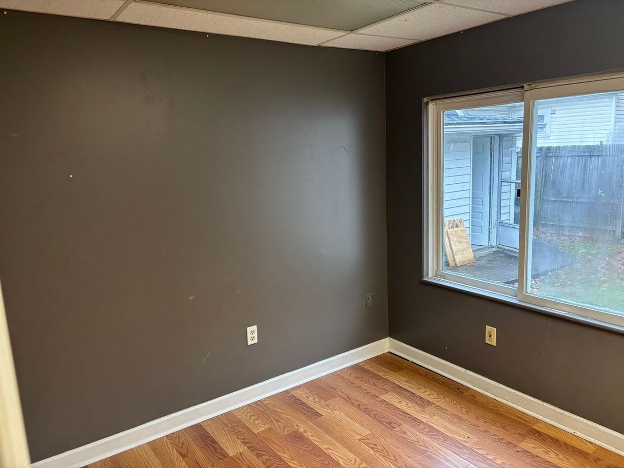 208-210 McClure - Photo 4 of 19