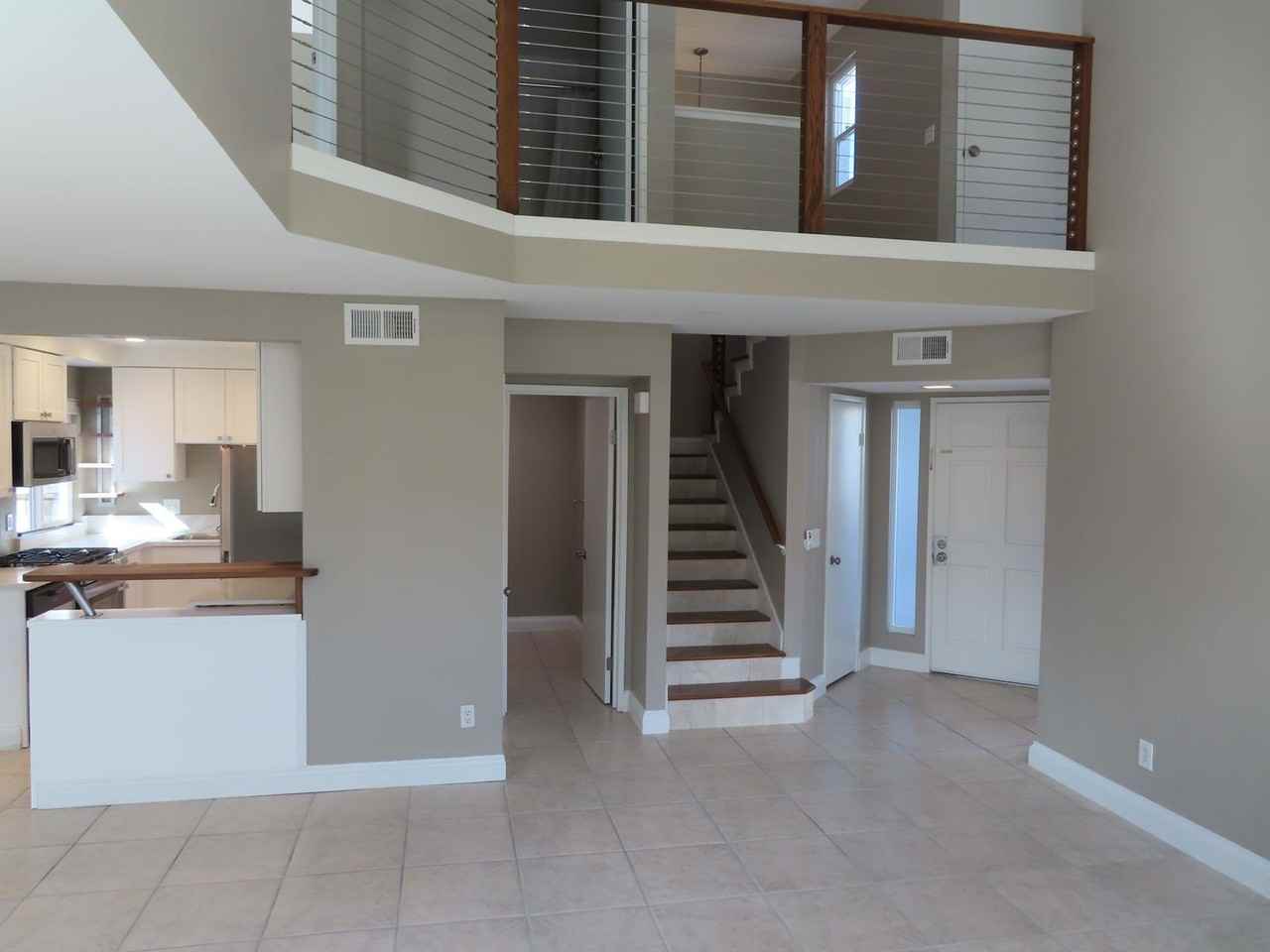 836 Cedarbend Way - Photo 4 of 32