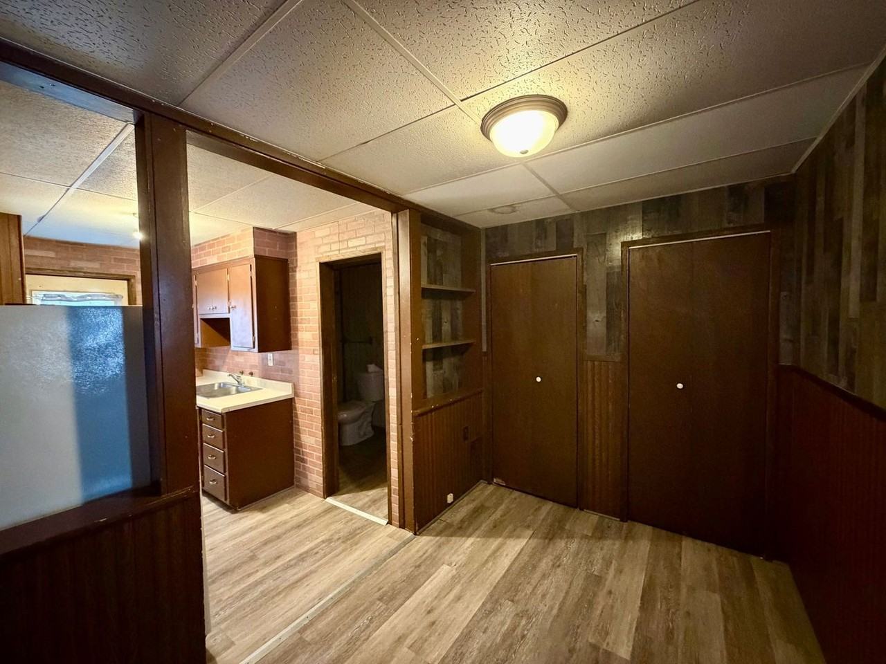 604 Dorr Ave - Photo 5 of 22