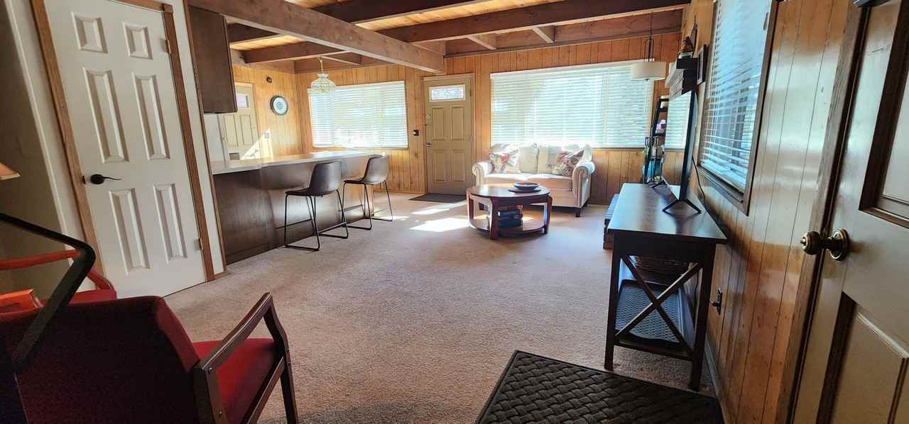 573 Seneca Dr - Photo 5 of 24