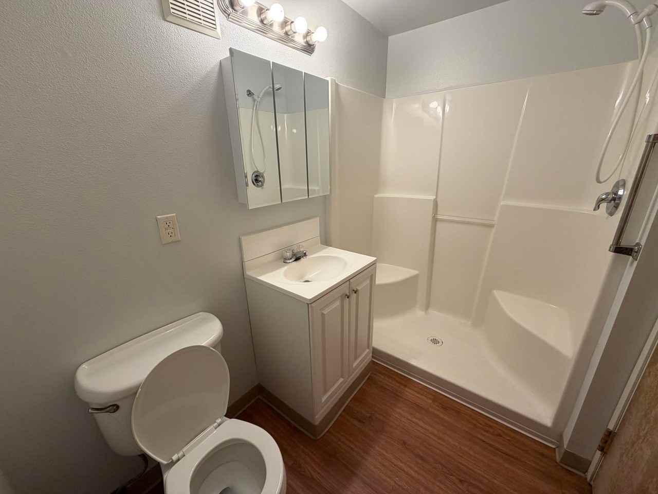 5th Street 5-Plex - Photo 5 of 10