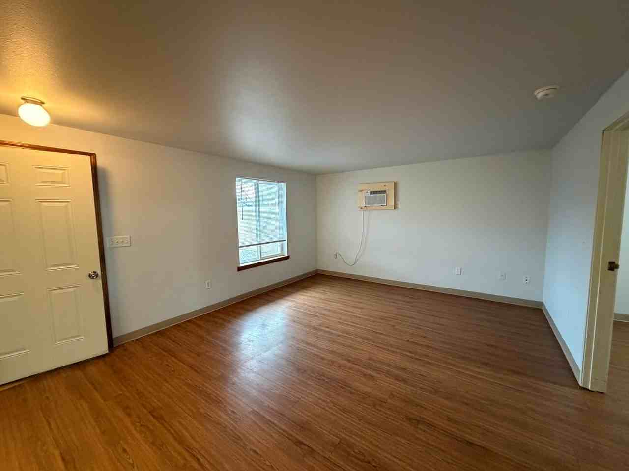 5th Street 5-Plex - Photo 7 of 10