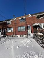 featured image of 128 N 4th St