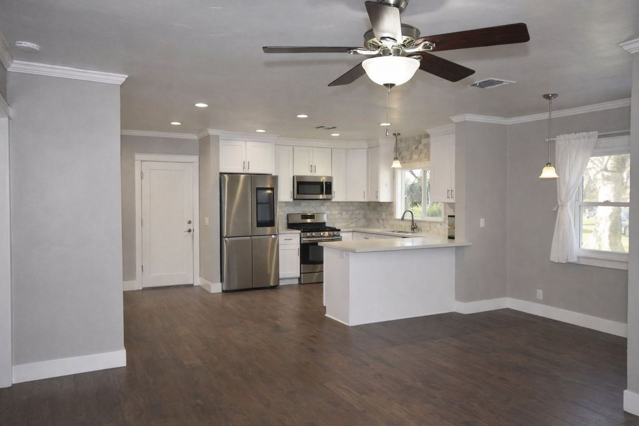 600 Perkins Way - Photo 6 of 20