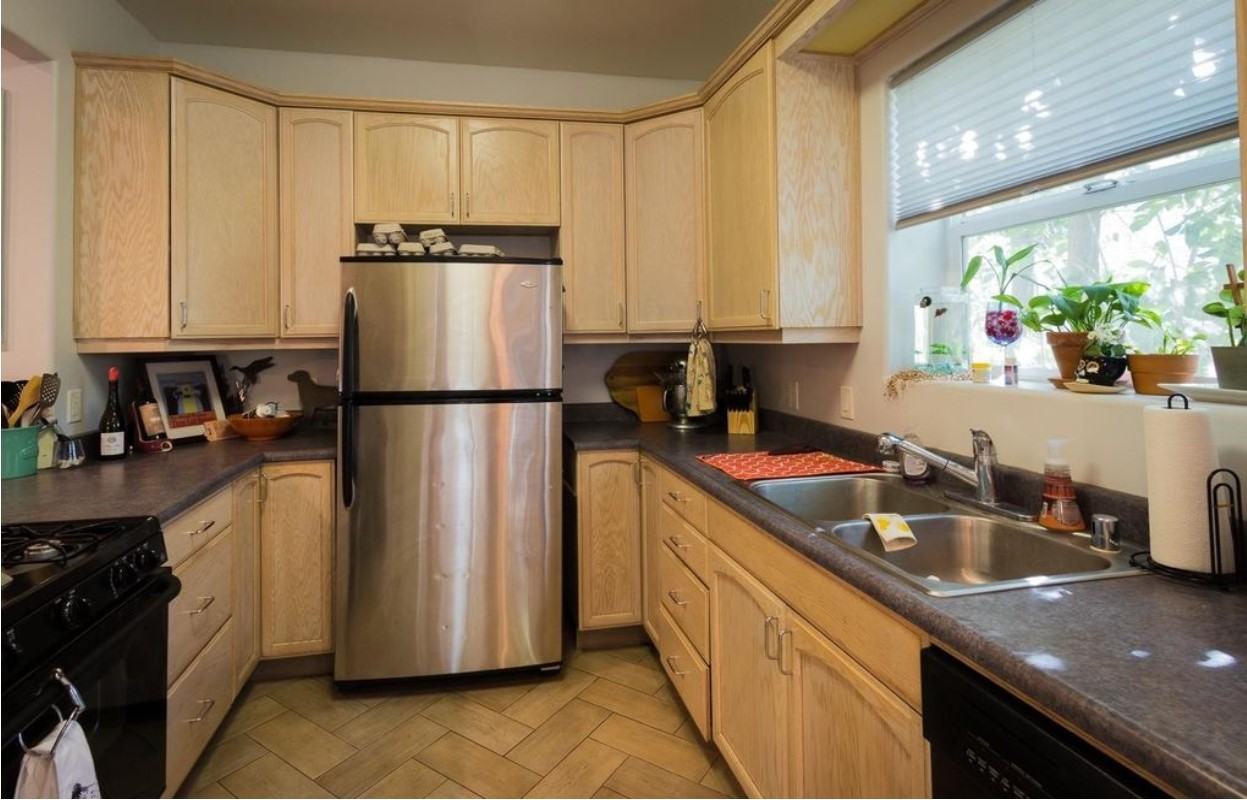 809 F St #2 - Photo 4 of 7