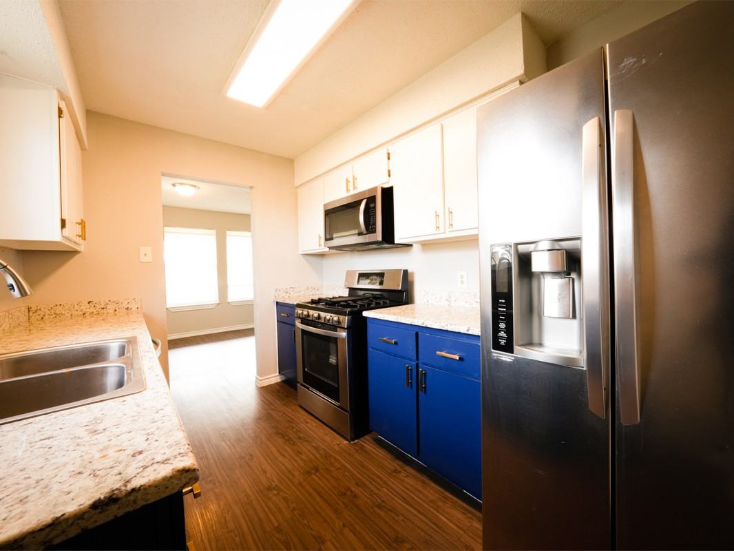 7312 Providence Ave #1 - Photo 4 of 10