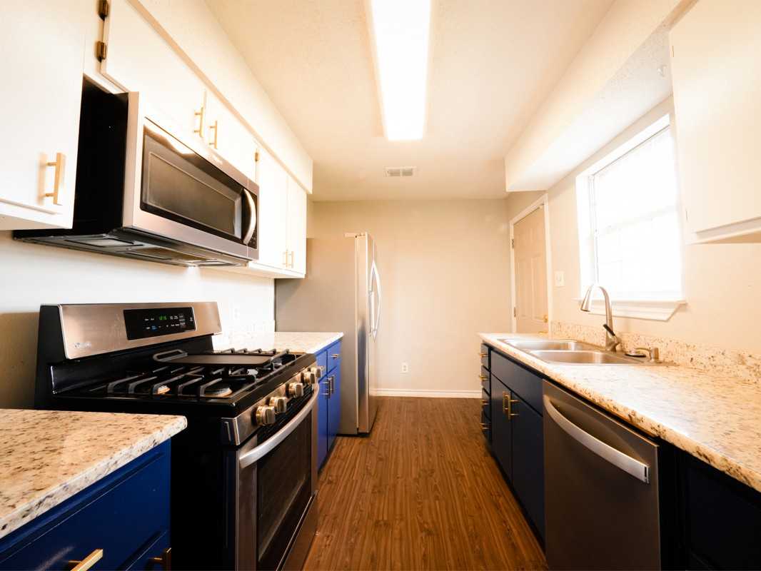 7312 Providence Ave #1 - Photo 5 of 10