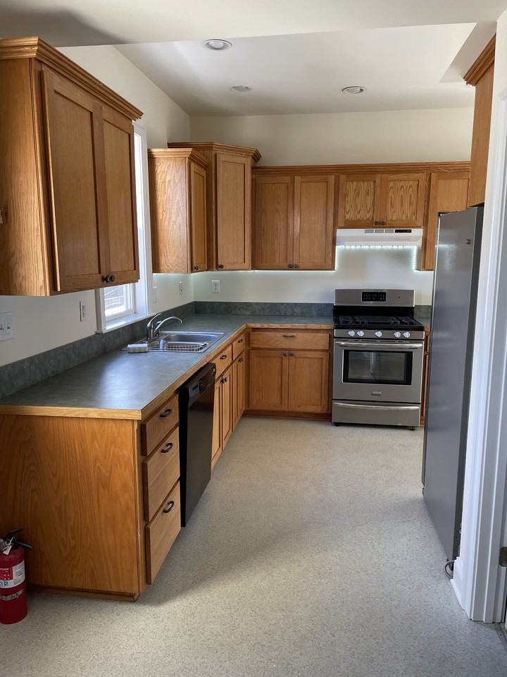 814 Anderson St #1 - Photo 6 of 30