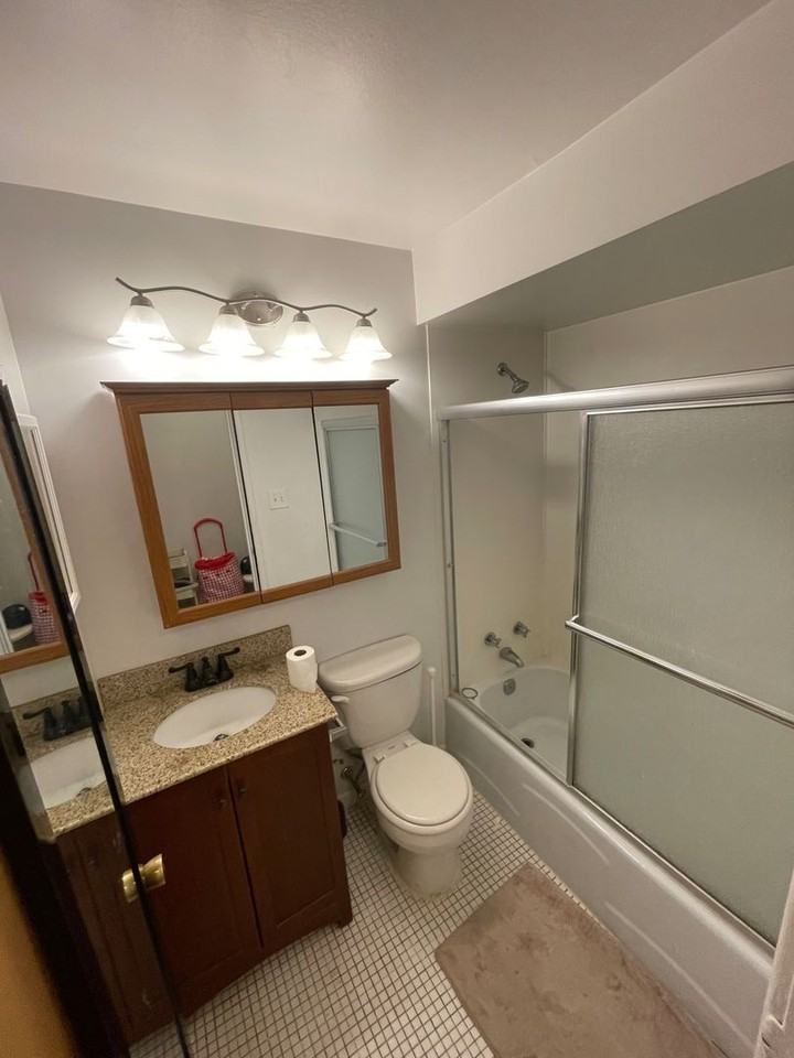 468 West Melrose - Photo 5 of 10