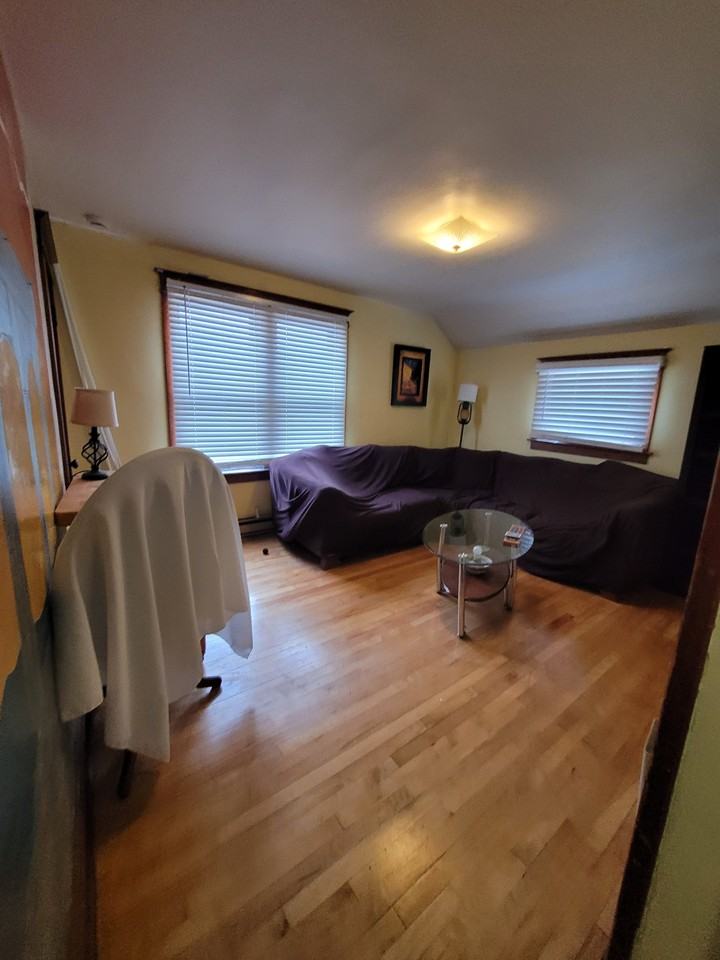 915 Barland St #2 - Photo 3 of 9