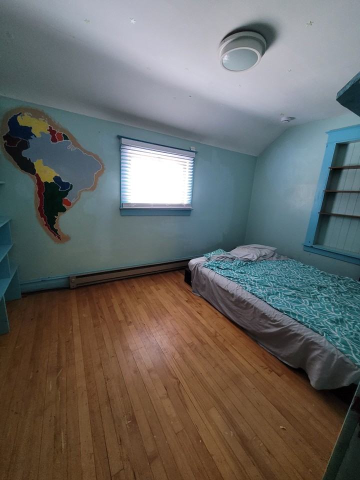 915 Barland St #2 - Photo 5 of 9