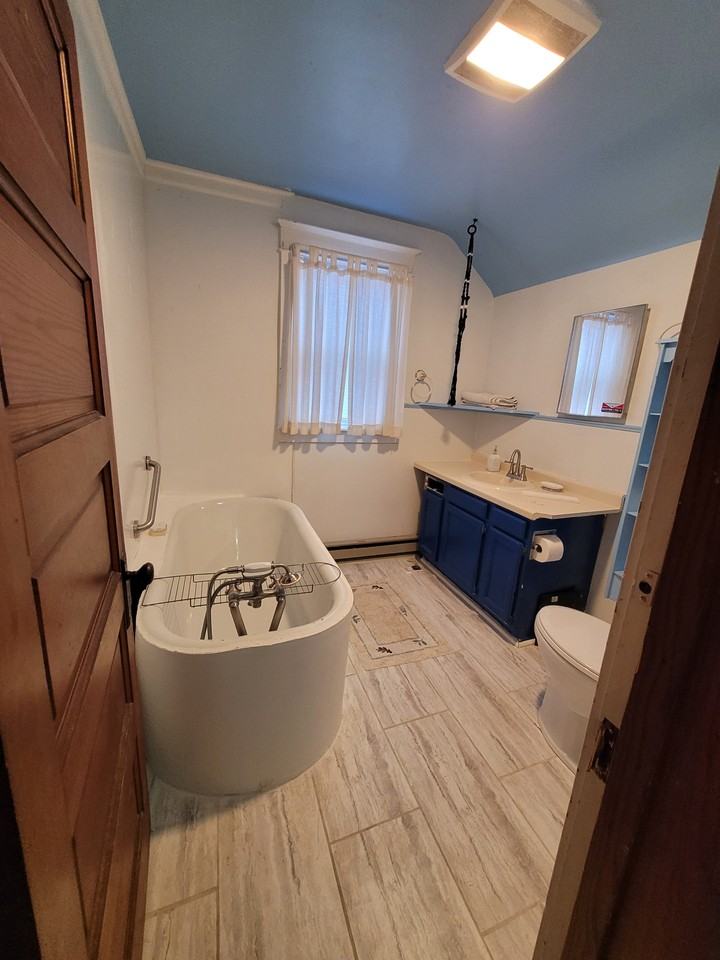 915 Barland St #2 - Photo 6 of 9