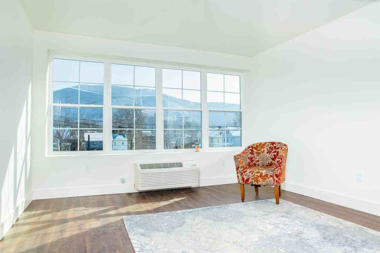 35 Van Nydeck Avenue202 #202 - Photo 2 of 7