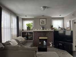 featured image of 527 Grove St #527