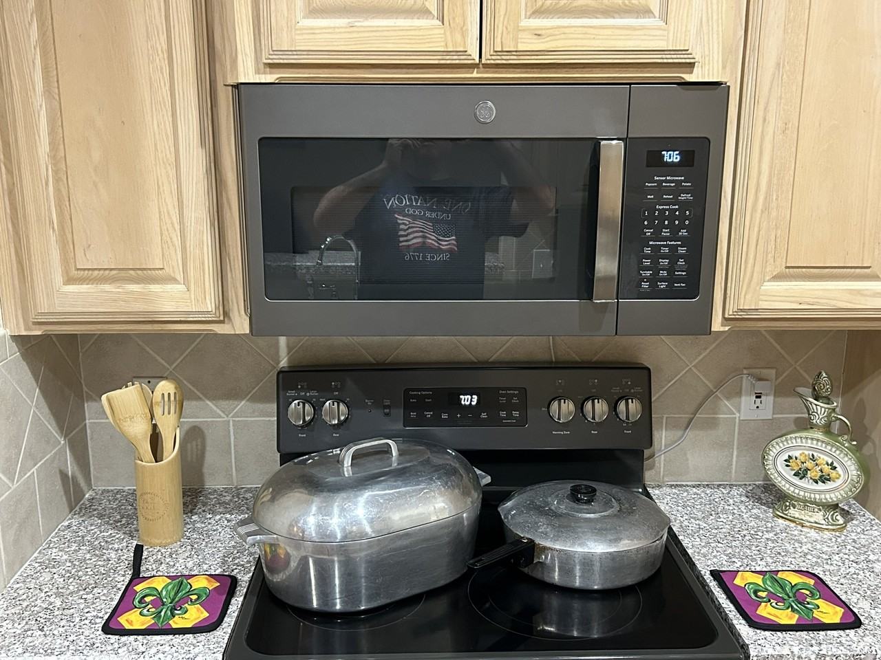 3226 Whittle Way - Photo 7 of 12