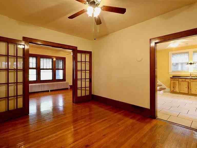 1510 Hampton Ave Sw #NA - Photo 3 of 5