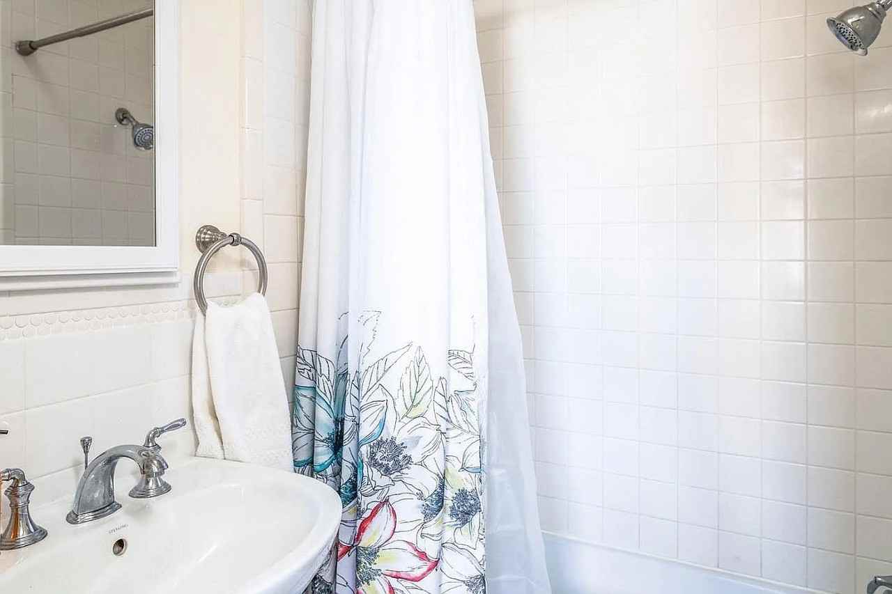 504 19th St #A - Photo 7 of 11