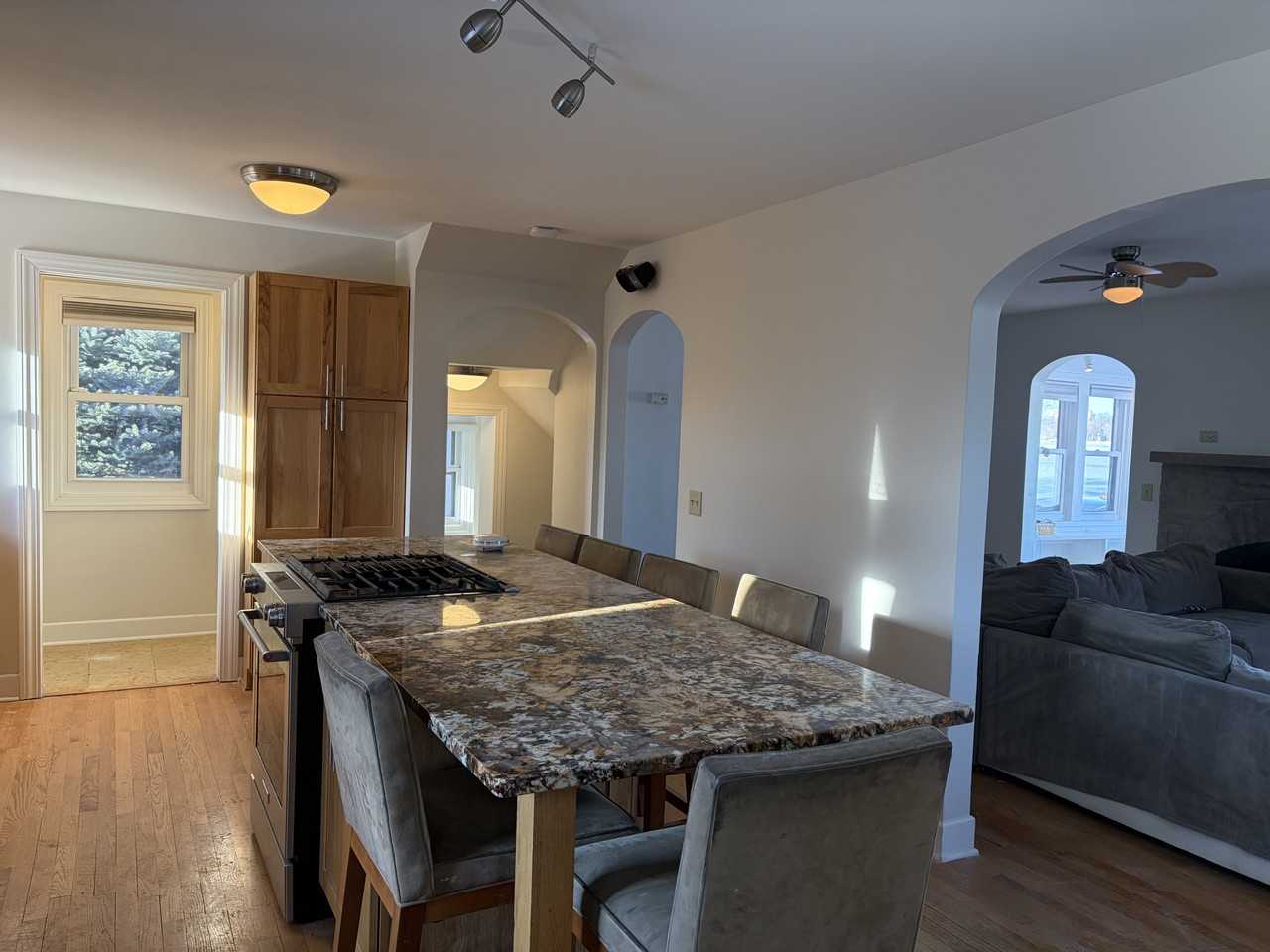 934 W Shore Dr #NA - Photo 7 of 36