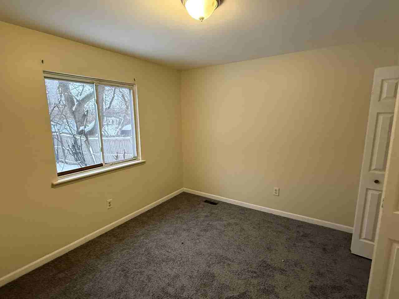 596 Bloomfield Ave #NA - Photo 6 of 10