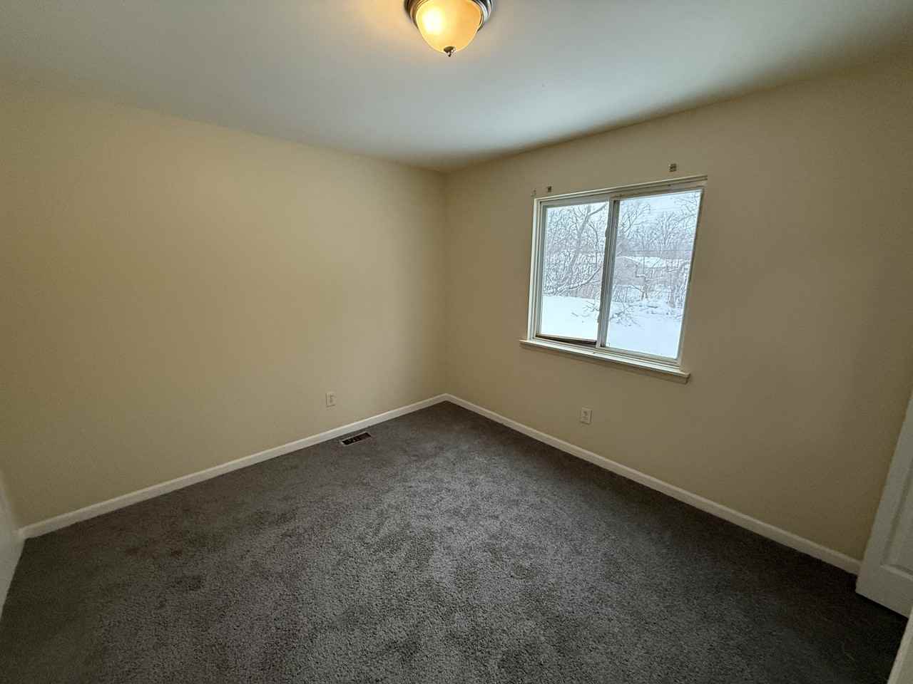 596 Bloomfield Ave #NA - Photo 7 of 10