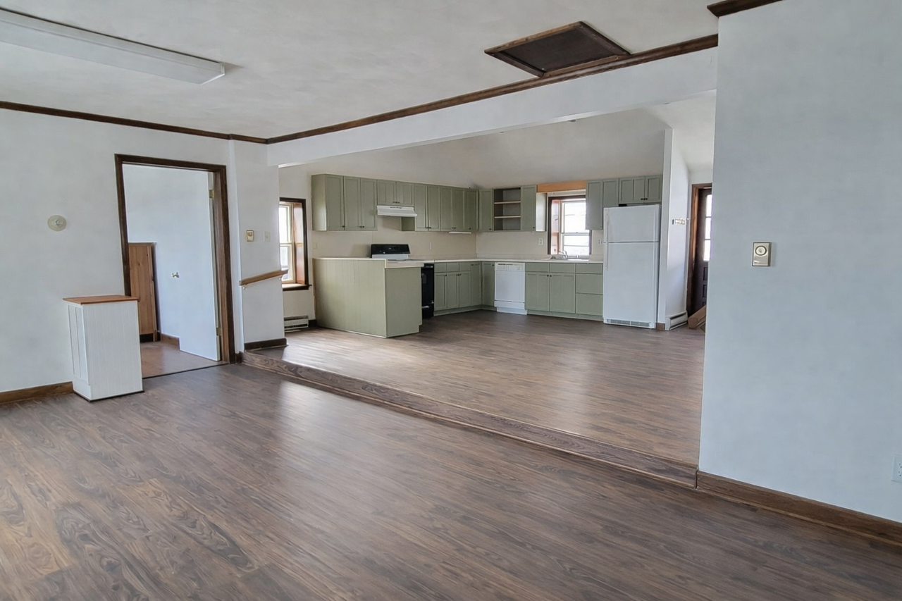 7007 Edgemont Rd #NA - Photo 7 of 21