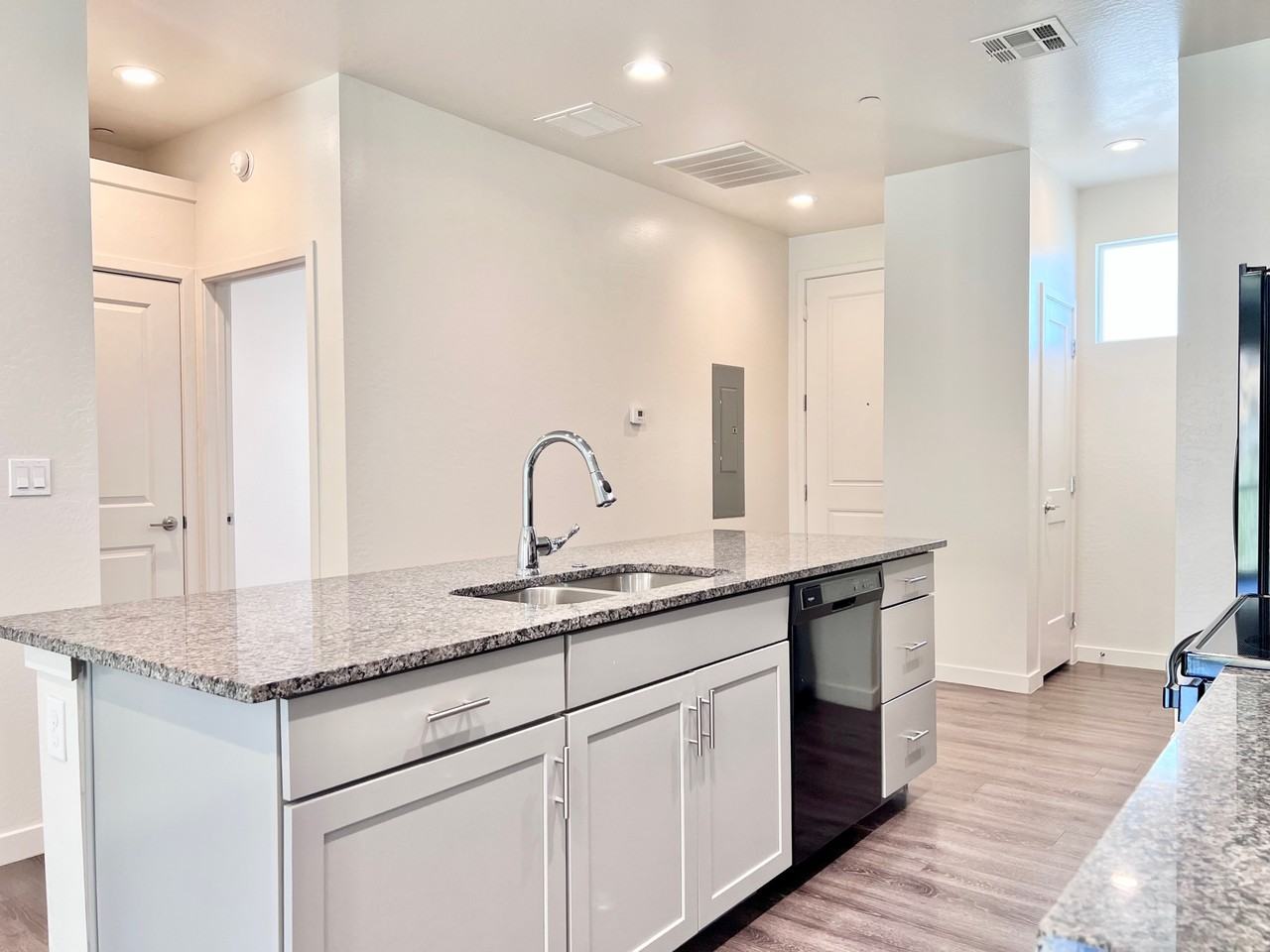 1500 W Thunderbird Rd #213 - Photo 6 of 27