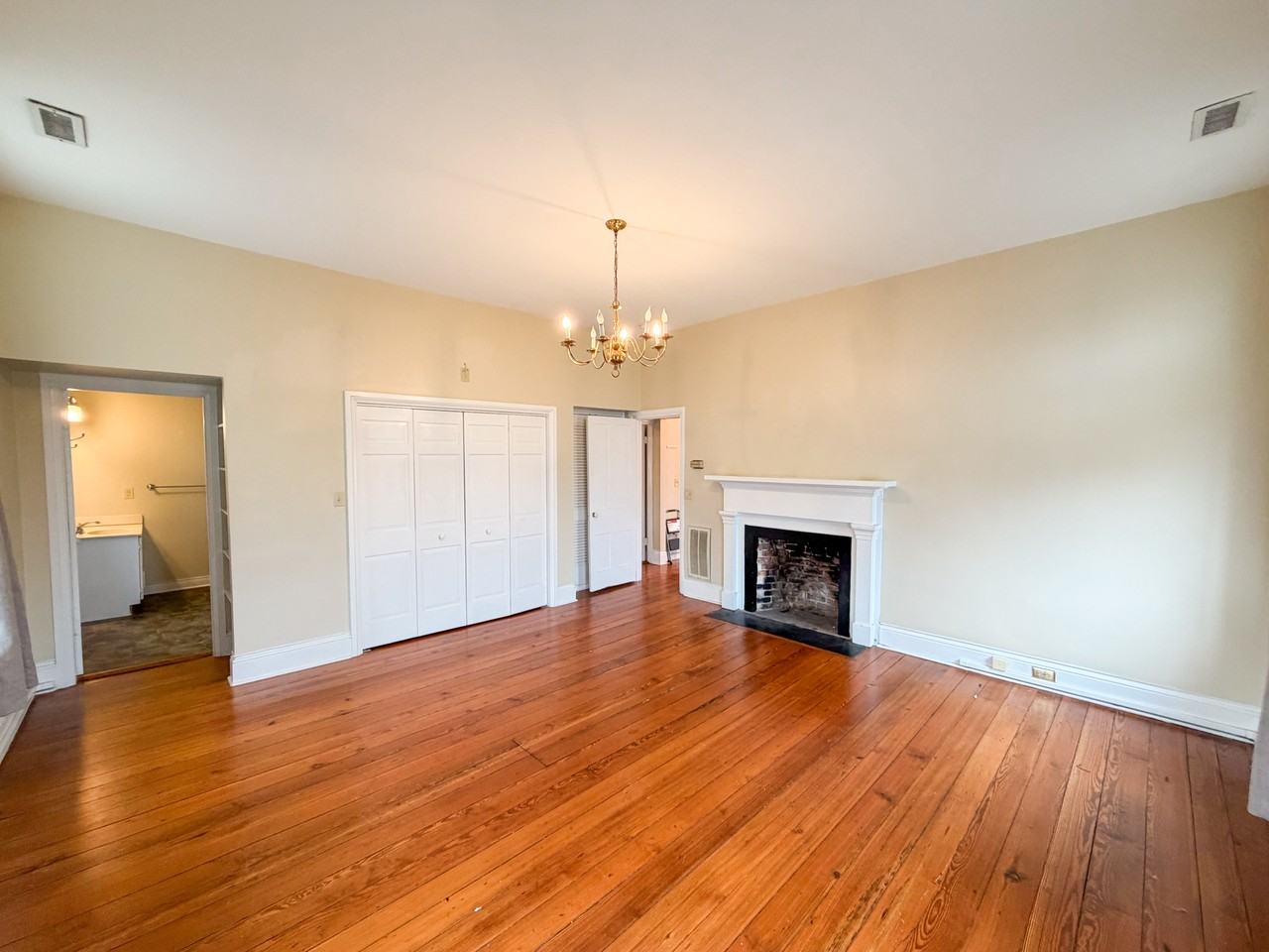 220 E Front St #C - Photo 6 of 9