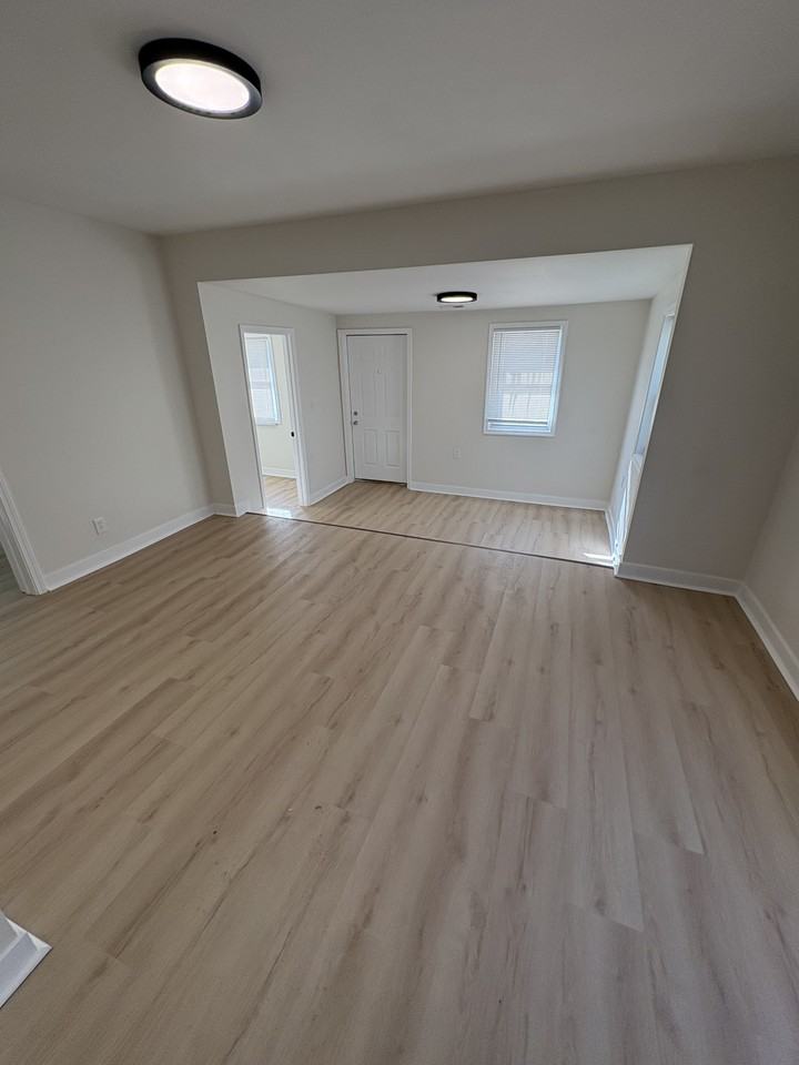 1317 Michigan St #NA - Photo 6 of 8