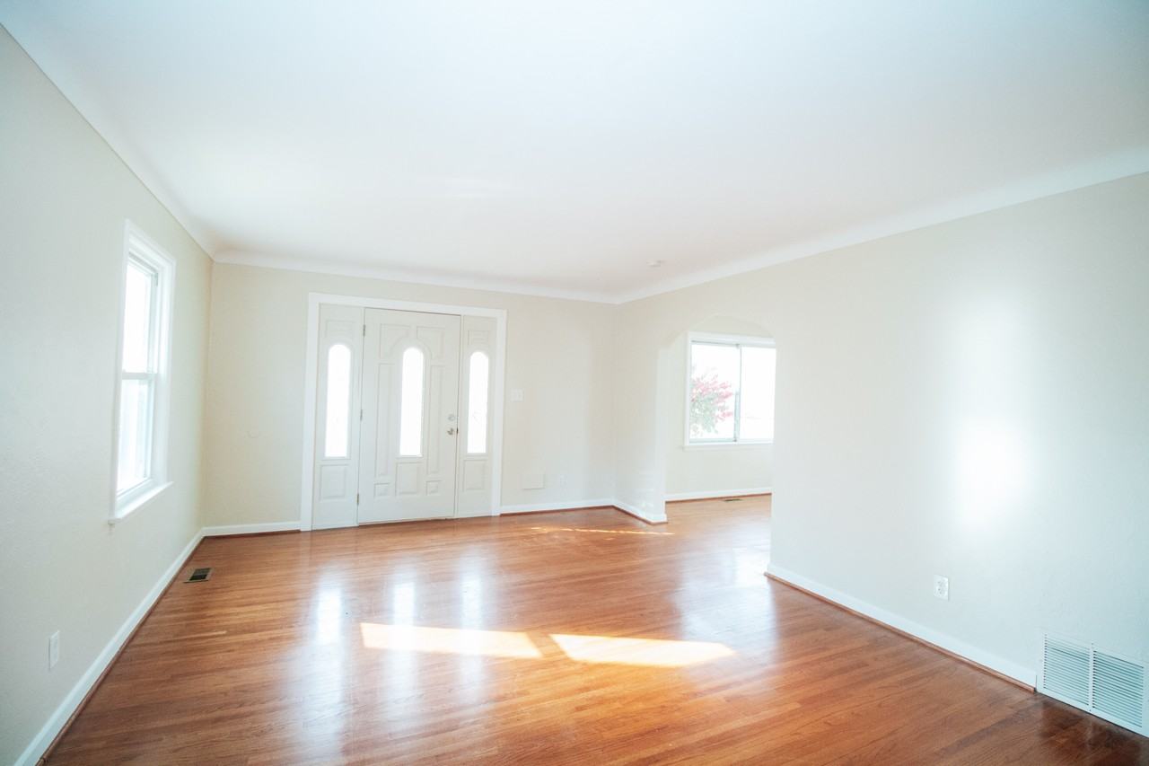 4132 Berwick Ave #NA - Photo 2 of 30