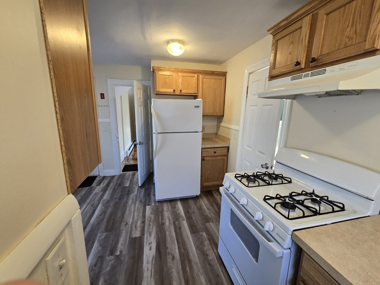 444 Groveland St #1 - Photo 4 of 10